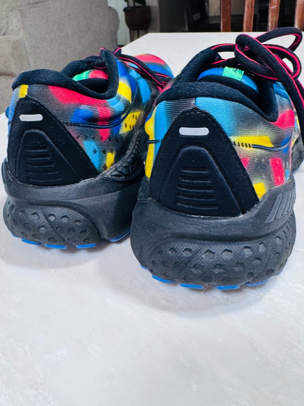 Brooks Multicolor Sneakers - Blue, Yellow & Pink Accents - Picture 2 of 6